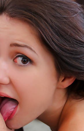 Petite Renee gives the casting couch a go