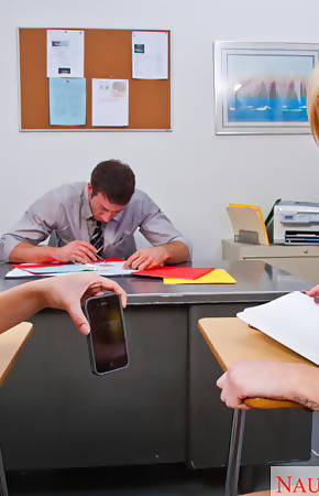 Khloe Kush and Maia Davis