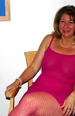 Devlynns Downtime in Pink Fishnet