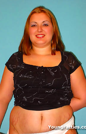 Plump chubby posing and getting naked