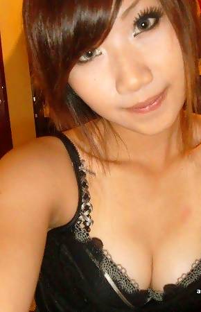 Selection of amateur Asian chicks posing for the cam