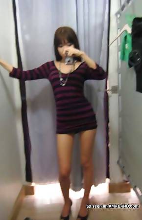 Picture gallery of hot and sexy Oriental amateur honeys