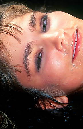 Annabelle has an Interracial Gangbang While Looking for a Job